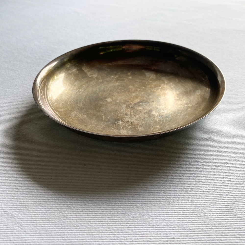 Vintage Oneida Silver Candy Nut or Coin Dish 6" Width MCM Cauldron Offering Bowl